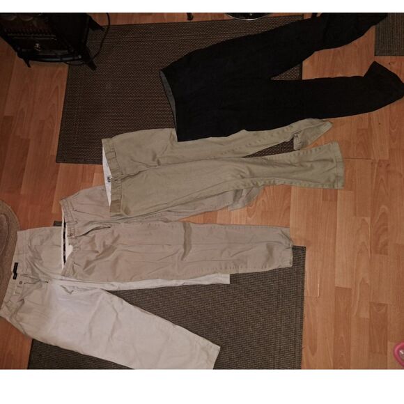 SALE! 4 pairs of Mens Khaki's sz 32/33 length 32 - Preowned in great condition! - Picture 8 of 8